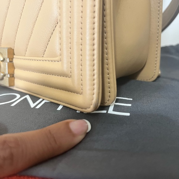 Authentic Chanel boy bag medium light caramel tan - Picture 3 of 9